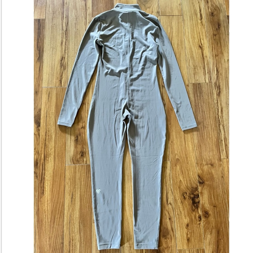 Aritzia Tna Border Jumpsuit New Small - Picture 4 of 16